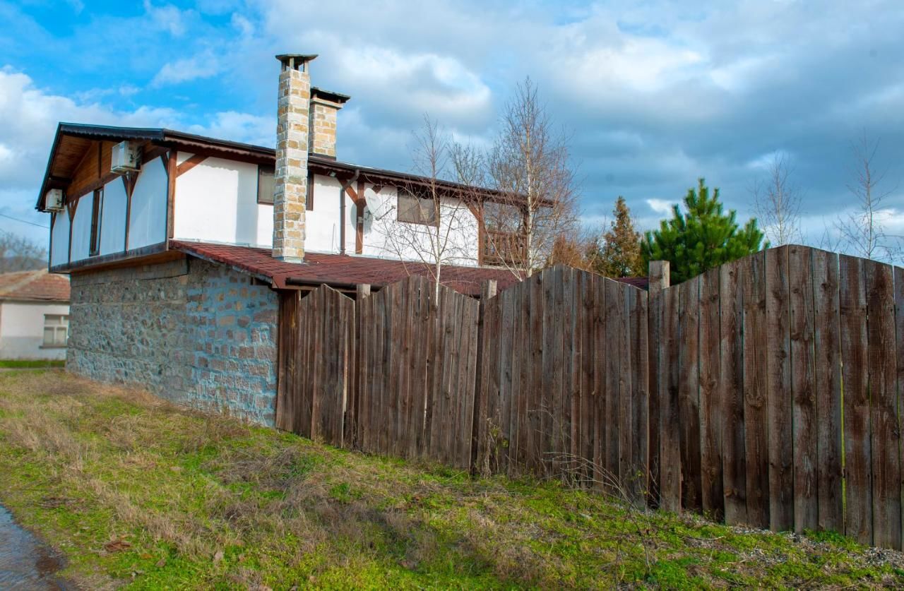 Гостевой дом къща за гости с. Бориславци Borislavtsi